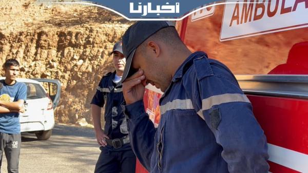 بكاء عناصر الوقاية المدنية وتوافد المصابين على سيارات الإسعاف